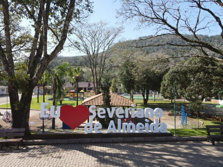 Severiano de Almeida vai aplicar doses da vacina bivalente contra a Covid-19 Severiano de Almeida vai aplicar doses da vacina bivalente contra a Covid-19